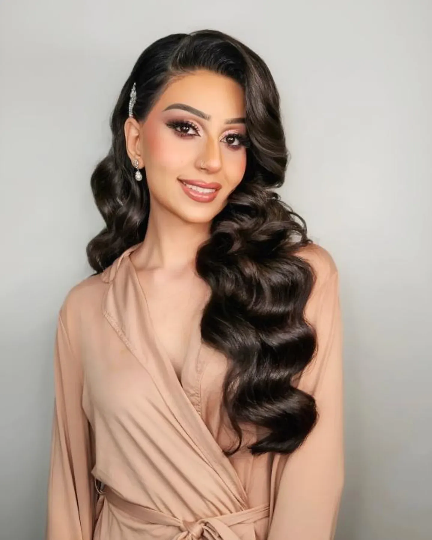Loose Wavy Bridal Bun