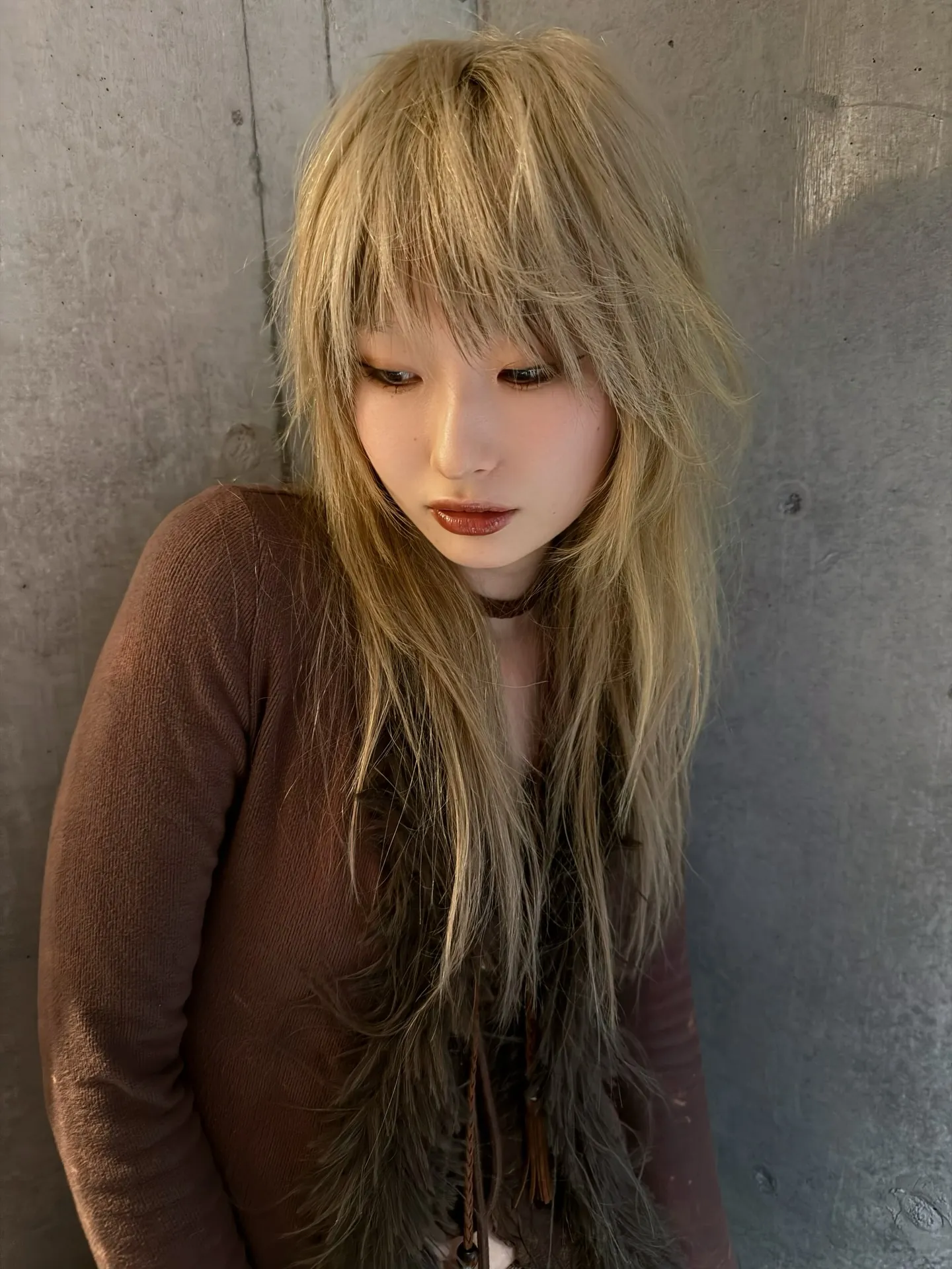 wispy long layers Y2K hairstyle